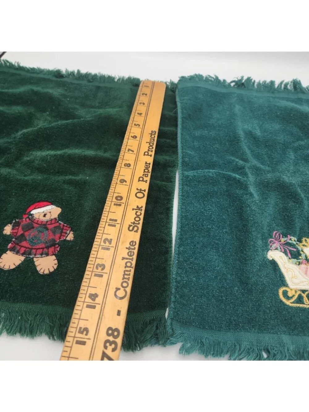 Vintage Cotton Green Holiday Finger Towels Embroidered Christmas Set Of 2